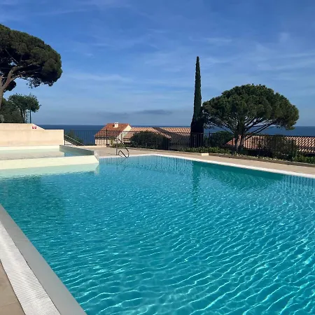Appartement Vue Mer Avec Balcon Sainte-Maxime Exterior foto